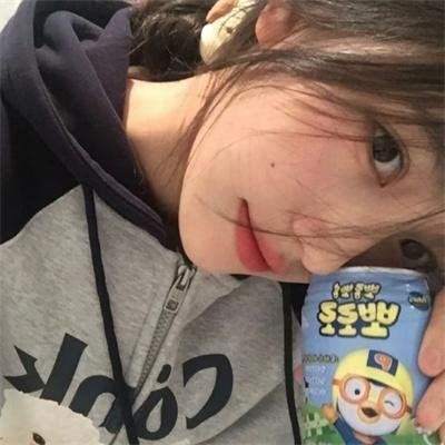 跳舞的红色公交